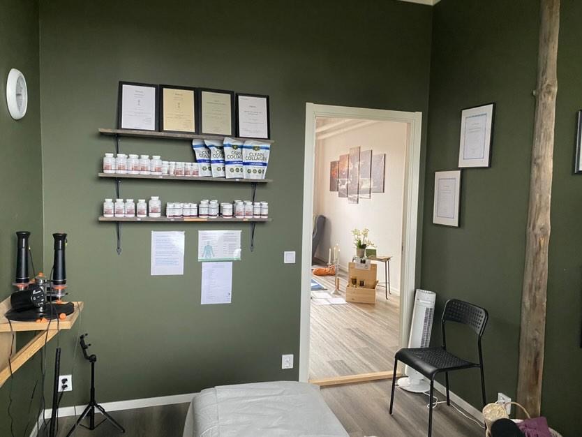 Behandlingsrummet hos Massage & Fasciakliniken på Varvsgatan 2 i Kristinehamn